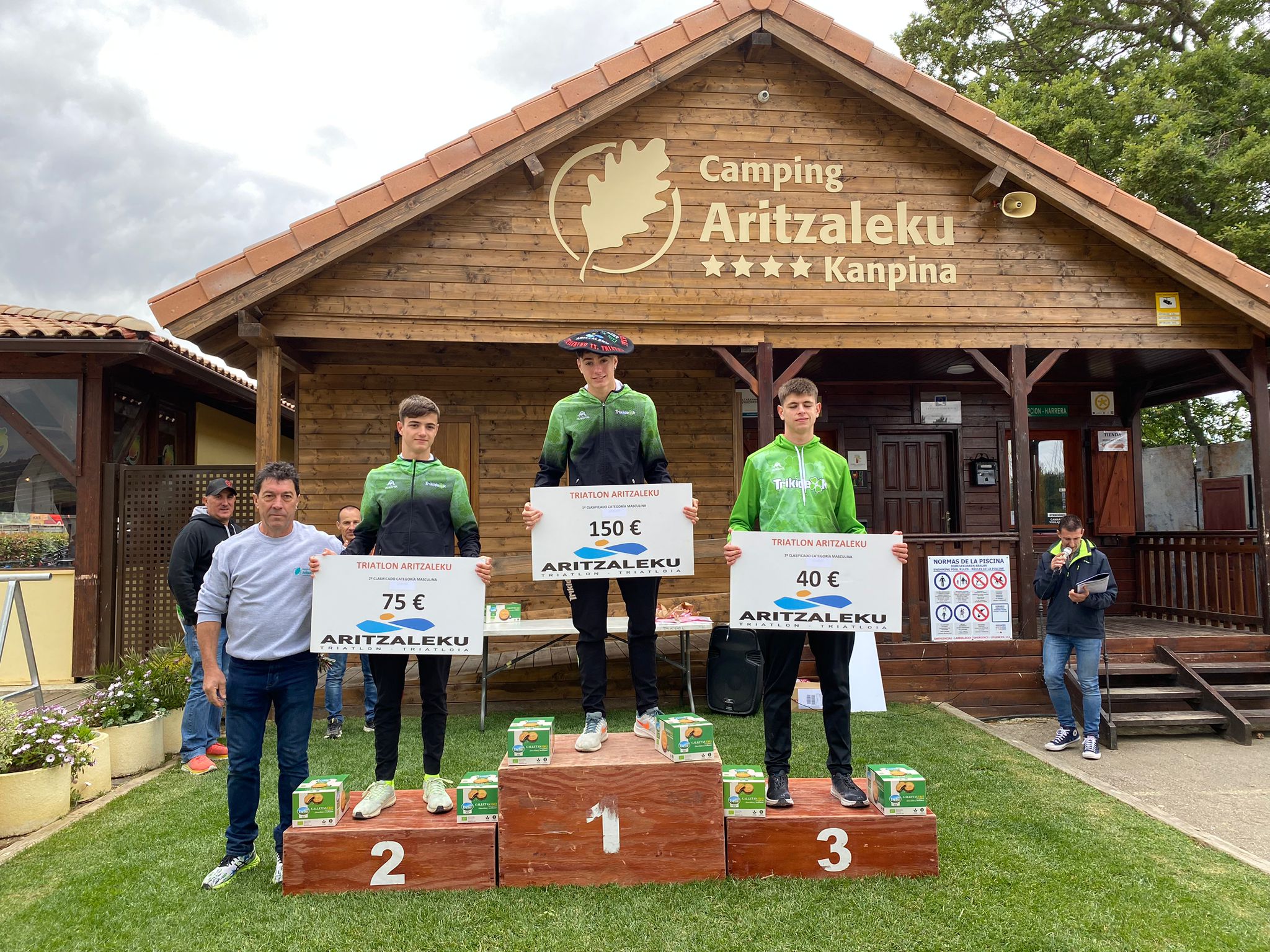Triatlón Aritzaleku 2023 celebra su XX aniversario con una gran prueba en distancias sprint y super sprint, y una comida de hermandad